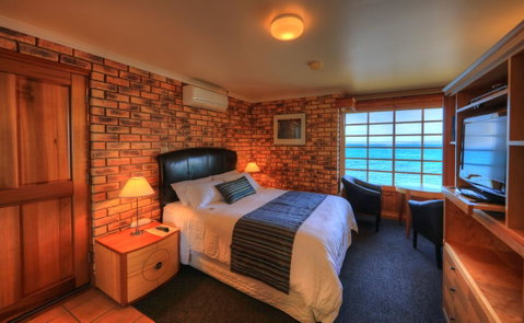 Stanley Village Waterfront Accommodation - Accommodation Brisbane 24