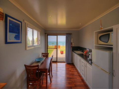 Stanley Village Waterfront Accommodation - Accommodation Brisbane 14