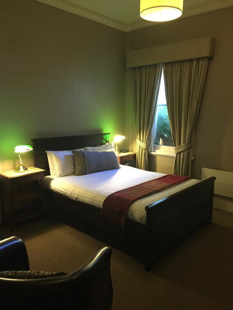 Clydesdale Manor - Accommodation Brisbane 9