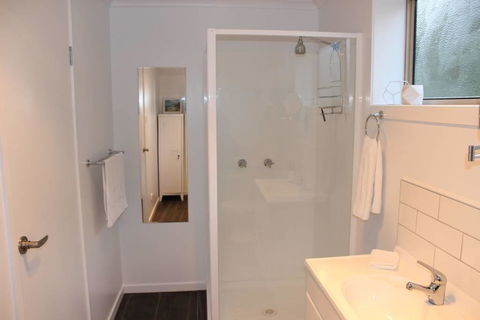 Boomers Retreat, Alonnah, Bruny Island - Accommodation Brisbane 10