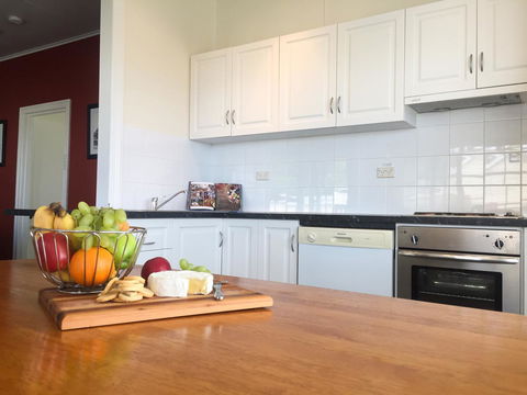 Stanley Hotel & Apartments - Accommodation Brisbane 17