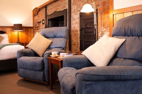 Stanley Hotel & Apartments - Accommodation Brisbane 3