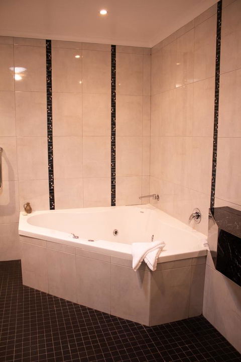 Stanley Hotel & Apartments - Accommodation Brisbane 30