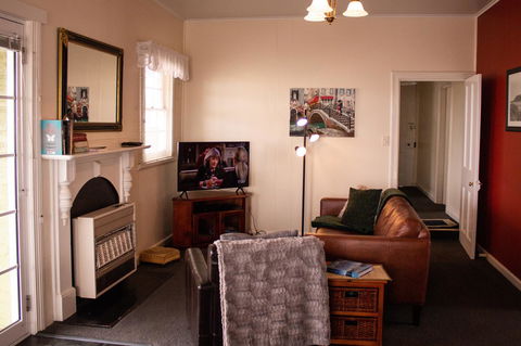 Stanley Hotel & Apartments - Accommodation Brisbane 7