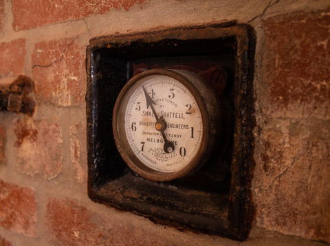 Stanley Hotel & Apartments - Accommodation Brisbane 6