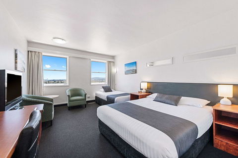 Coach House Launceston - Accommodation Brisbane 4
