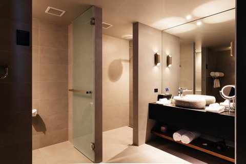 MACq 01 Hotel - Accommodation Brisbane 2