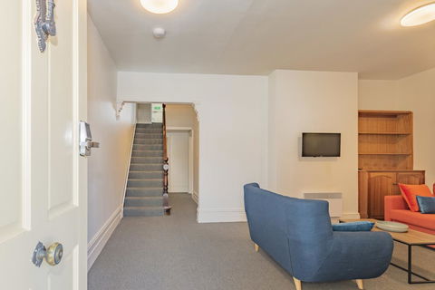 4 Bedroom House - Hobart CBD - Free Parking - Free WIFI - Accommodation Brisbane 21