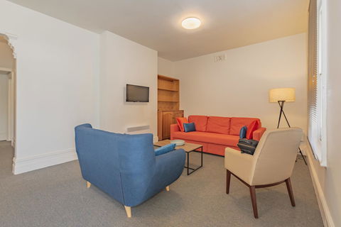 4 Bedroom House - Hobart CBD - Free Parking - Free WIFI - Accommodation Brisbane 22