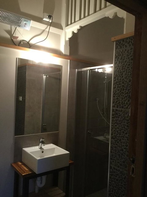 The Station House - Accommodation Brisbane 9