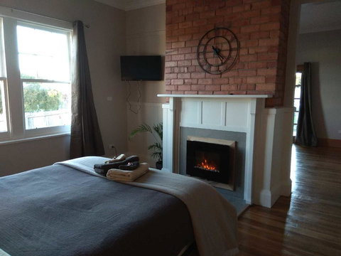 The Station House - Accommodation Brisbane 7