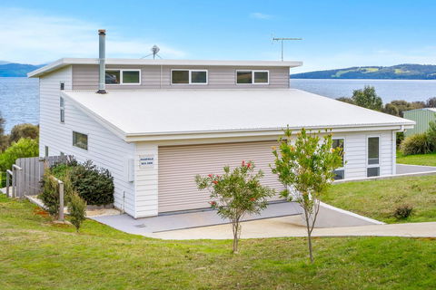 Manfield Seaside Bruny Island - Accommodation Brisbane 10