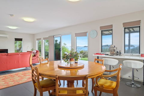Manfield Seaside Bruny Island - Accommodation Brisbane 6