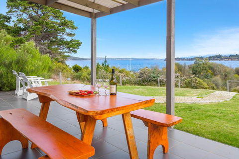 Manfield Seaside Bruny Island - Accommodation Brisbane 7