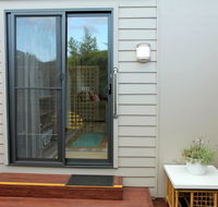 Kingston Beach-House Retreat - Accommodation Brisbane