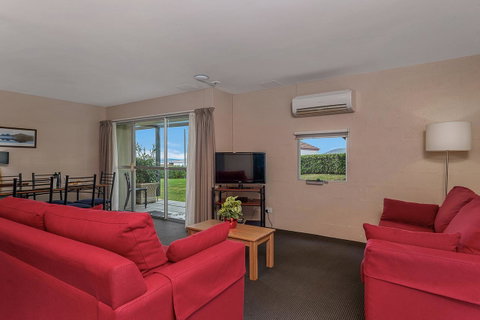 Bay View Villas - Accommodation Brisbane 7