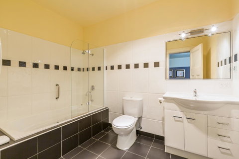 Graham Apartments - Accommodation Brisbane 36