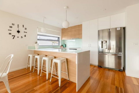 Kangaroo Bay Apartments - Accommodation Brisbane 40