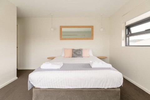 Kangaroo Bay Apartments - Accommodation Brisbane 24