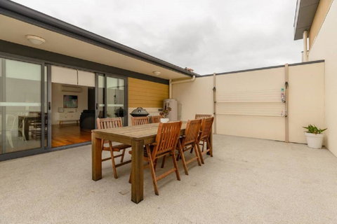 Kangaroo Bay Apartments - Accommodation Brisbane 21