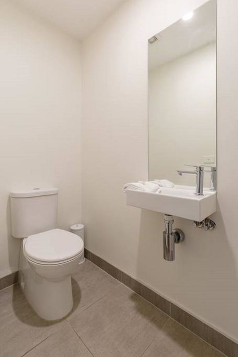 Kangaroo Bay Apartments - Accommodation Brisbane 25