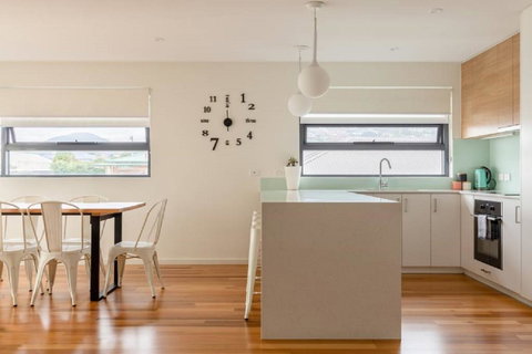 Kangaroo Bay Apartments - Accommodation Brisbane 36