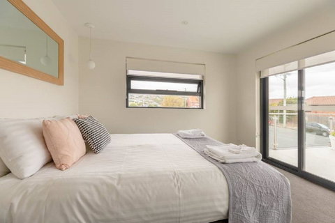 Kangaroo Bay Apartments - Accommodation Brisbane 29
