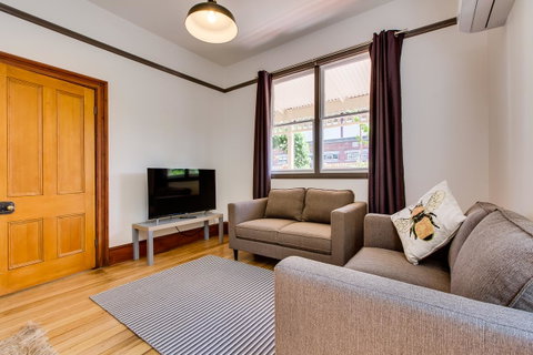 Rosehaven Cottage - Accommodation Brisbane 10