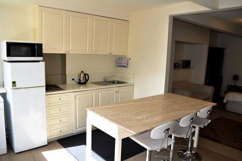 Belton Apartments-Hedge Cottage - Accommodation Brisbane 9