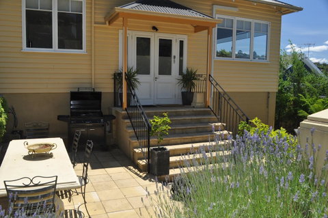 Belton Apartments-Hedge Cottage - Accommodation Brisbane 29