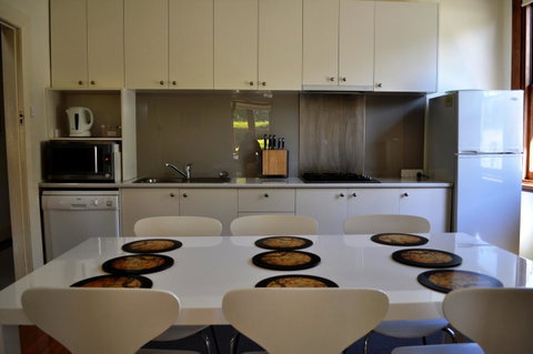 Belton Apartments-Hedge Cottage - Accommodation Brisbane 12