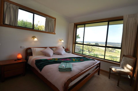 Plovers Ridge Country Retreat - Accommodation Brisbane 1