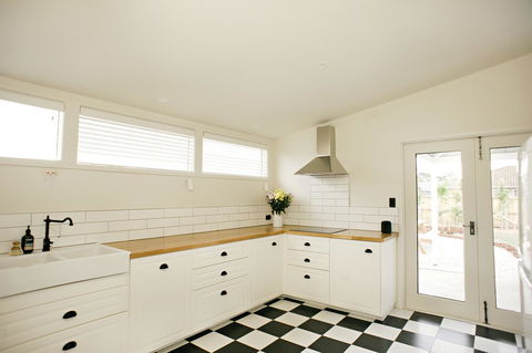 The Holiday Home People - Accommodation Brisbane 20