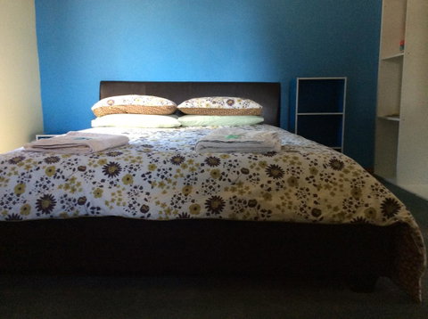 Our Cottage - Accommodation Brisbane 4