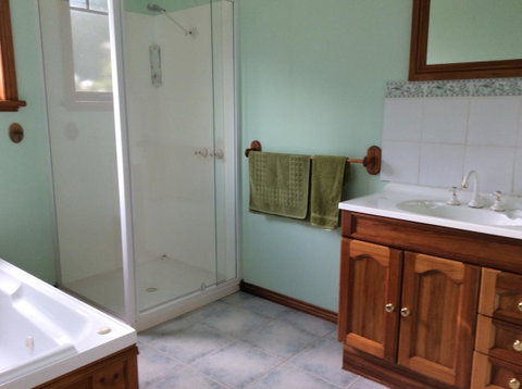 Our Cottage - Accommodation Brisbane 6