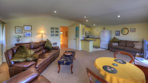 Birchwood On The River - Devonport, Tasmania - Self-Contained And Self-Catering Accommodation - Accommodation Brisbane 17