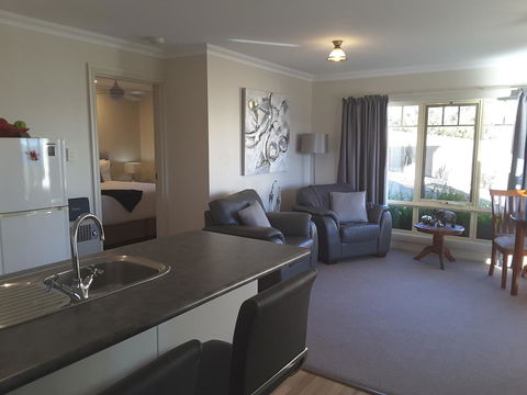 On The Terrace - Accommodation Brisbane 36