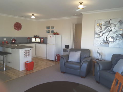 On The Terrace - Accommodation Brisbane 7