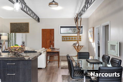 The WeareHouse In Deloraine - Accommodation Brisbane 8