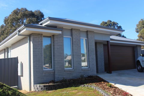 Hilltop Ocean Views å±±é¡¶æµ·æ™¯ - Accommodation Brisbane 3
