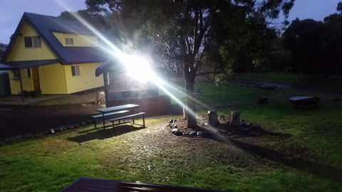 Four Seasons Waterfront Villas - Accommodation Brisbane 14