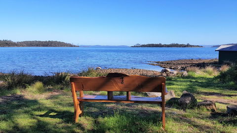 Four Seasons Waterfront Villas - Accommodation Brisbane 5