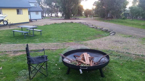 Four Seasons Waterfront Villas - Accommodation Brisbane 15