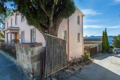 Maison Del Mar - Accommodation Brisbane 14