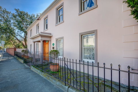 Maison Del Mar - Accommodation Brisbane 0