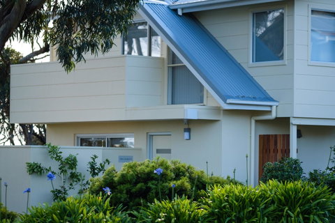 Cod Rock Point - Accommodation Brisbane 1
