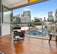 New York on Riley - Split-Level Executive 2BR Darlinghurst Apartment with a New York Feel - Accommodation Brisbane