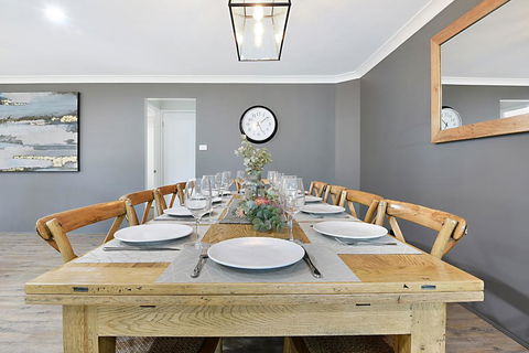 Nulkaba House  -  Sleeping In Style - Accommodation Brisbane 1