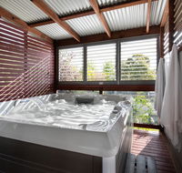 Oblique - Accommodation Brisbane