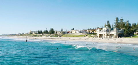 Ocean Beach Backpackers - Accommodation Brisbane 3